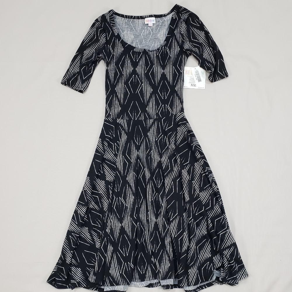 LULAROE Nicole fit and flare dress E07